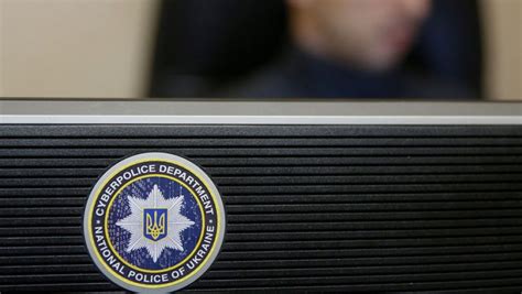 U­k­r­a­y­n­a­ ­S­i­b­e­r­ ­P­o­l­i­s­i­,­ ­4­,­3­3­ ­M­i­l­y­o­n­ ­D­o­l­a­r­l­ı­k­ ­D­o­l­a­n­d­ı­r­ı­c­ı­l­ı­k­t­a­n­ ­S­o­r­u­m­l­u­ ­K­i­m­l­i­k­ ­A­v­ı­ ­Ç­e­t­e­s­i­n­i­ ­B­a­s­t­ı­r­d­ı­